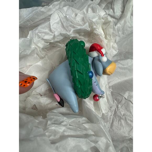 Hallmark Ornament / Winnie the Pooh / O Christmas Eeyore / 2021 / NIB - Picture 2 of 5